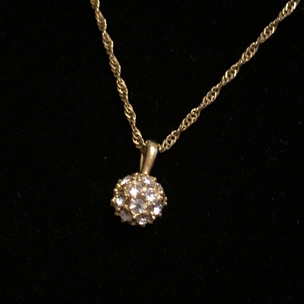 18KRGP Crystal Ball necklace 17’ inch